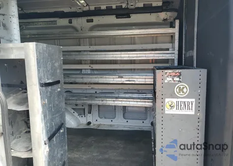 2017 Ford Transit T-250 z USA, uszkodzony, nr VIN 1FTYR1CM6HKA85522